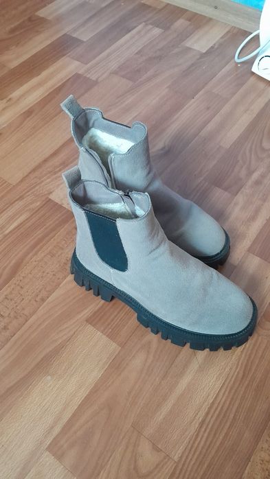 Зимові ботинки жіночі