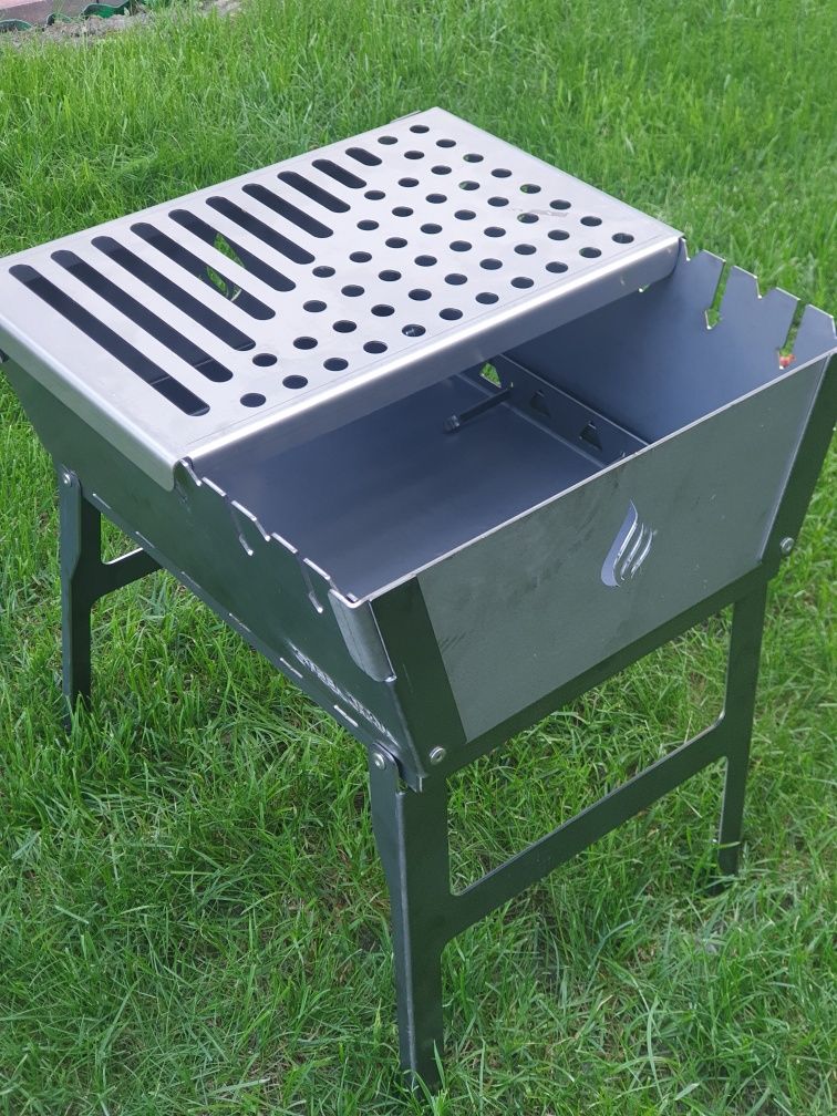 Grill Mangal składany - walizka - Mocny  stal 2mm na 5/6 szampurów