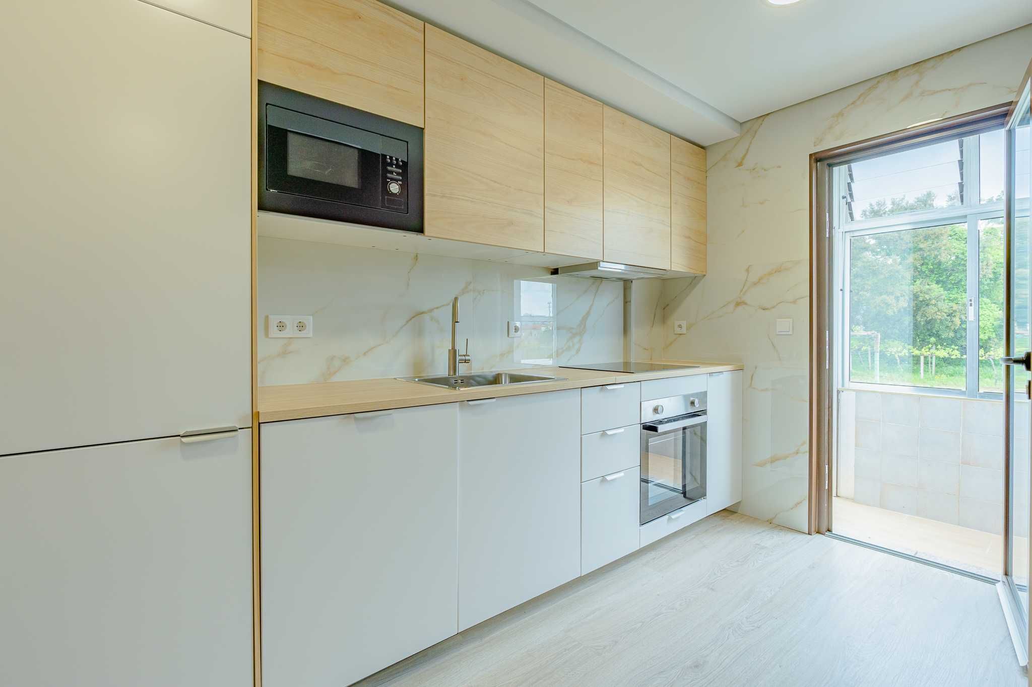 Andar Moradia T2+1 com aproveitamento de Sótão, remodelado e renovado