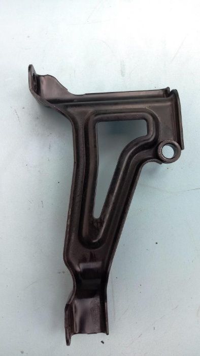 Кронштейн ТНВД 3.0 V6 TDI Volkswagen Touareg Audi Q7 \ A4 A5 A6 A8