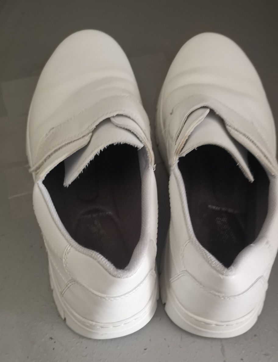 Sapatos Hospitalares