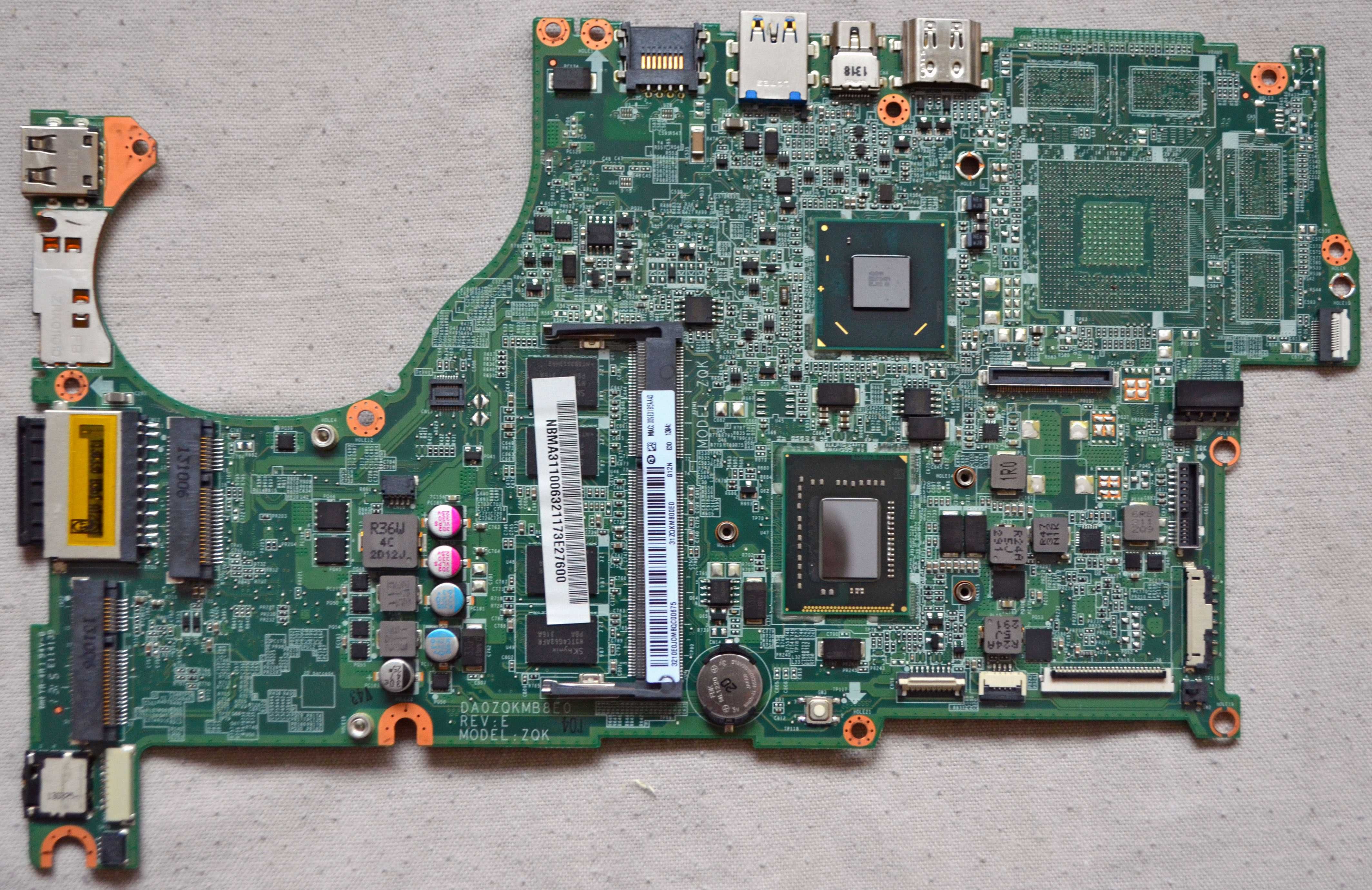 Ноутбук Acer Aspire V5-573 по запчастям.