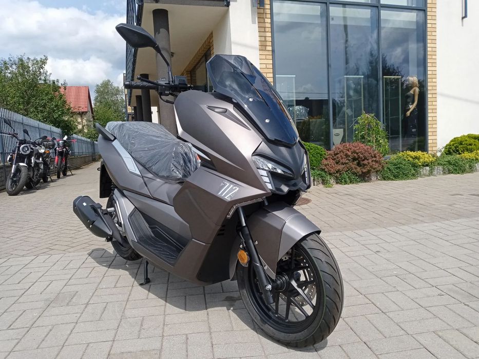Junak 712 125 maxi skuter Kielce Skuterpasja WYPRZEDAŻ transport raty