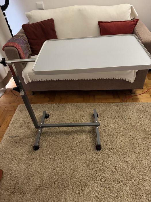 Mesa de apoio para cama