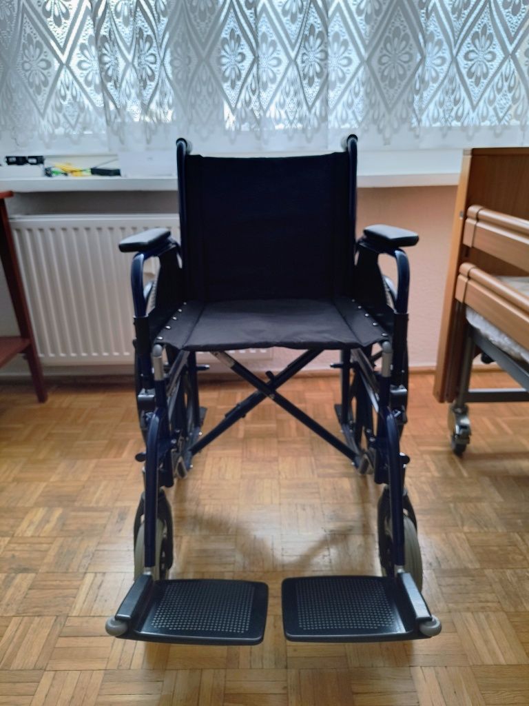 Wózek inwalidzki Vermeiren 708 Delight