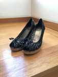 Sapatos de cunha