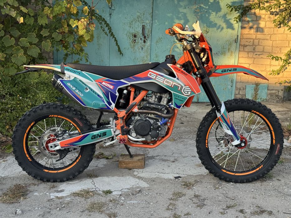 Мотоцикл Geon GNS 300