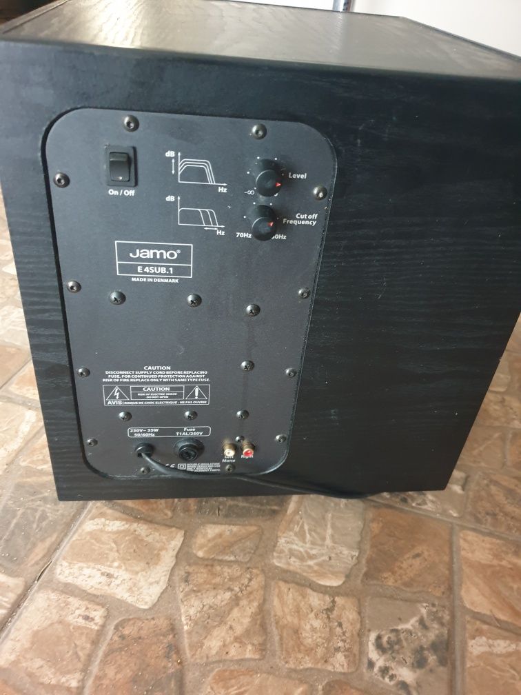 Subwoofer JAMO e4sub.1 sprawny