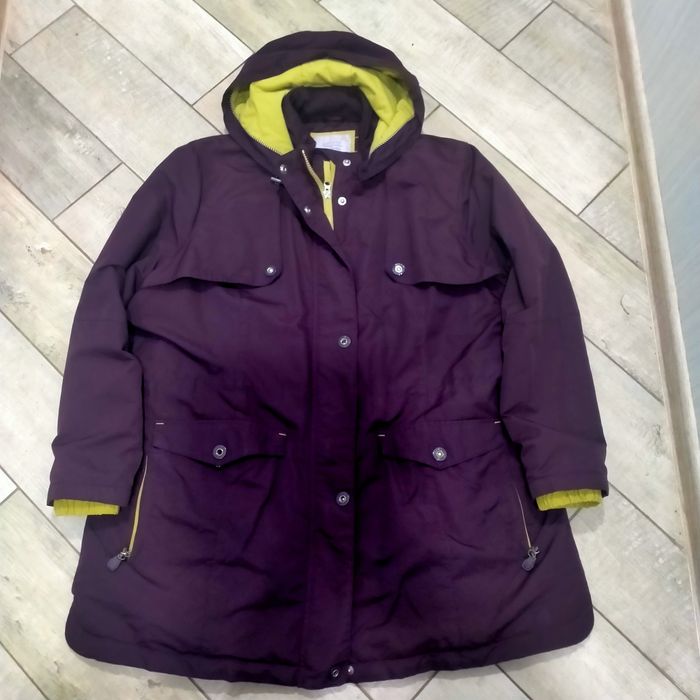 Куртка жіноча  56 розмір