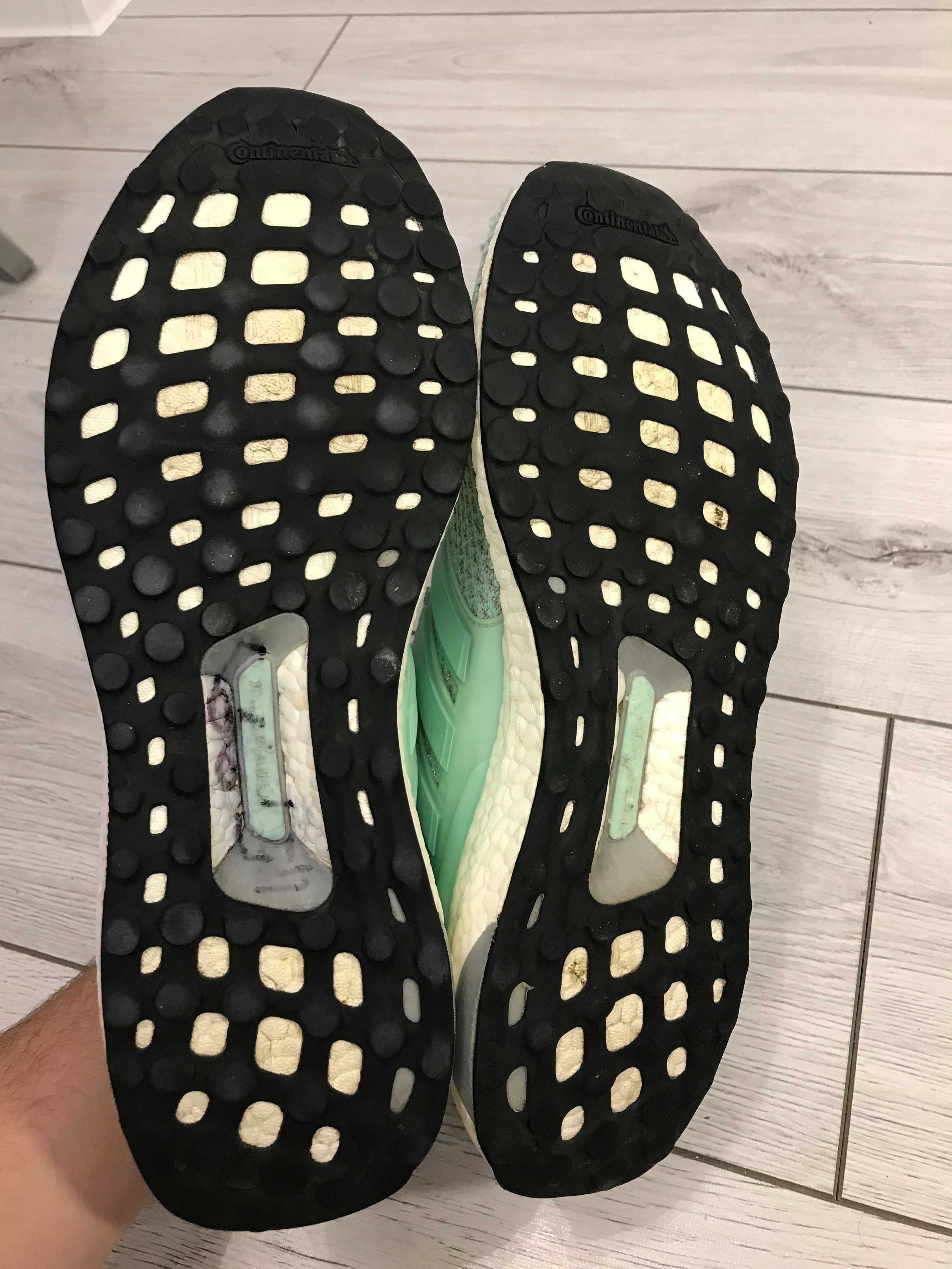 Buty Adidas  Ultra Boost NYC Liberty rozm.  44