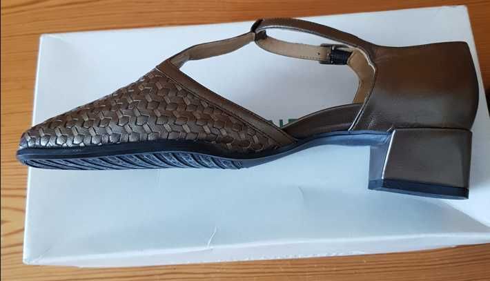 buty damskie firmy SALAMANDER rozm. 6 G