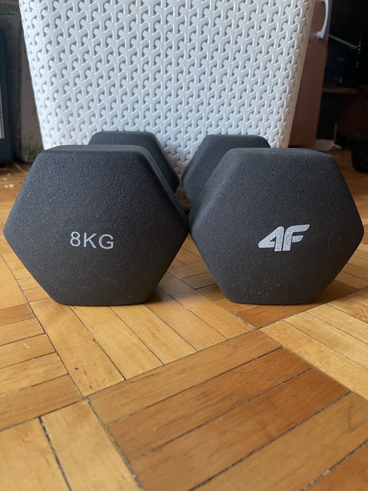 2 hantle po 8kg 4F czarne raz użyte