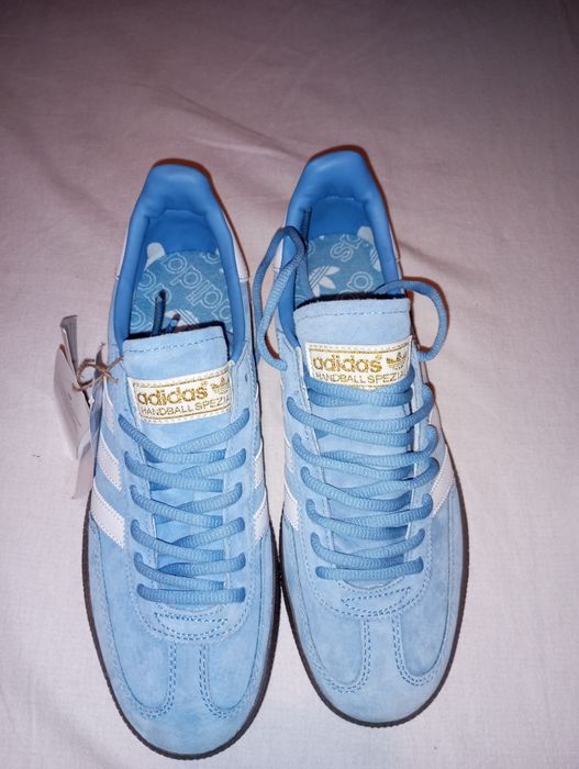 Sapatos originais no tamanho 42