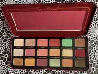 Too Faced Appley in love