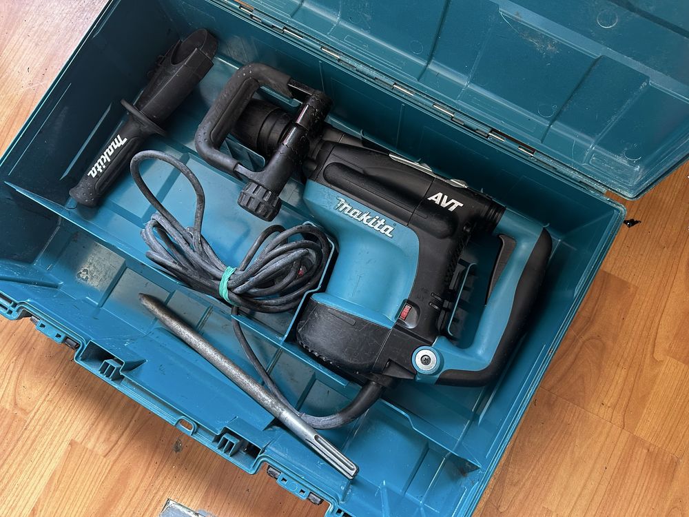 Młotowiertarka Makita HR4001c Zestaw Dłuto
