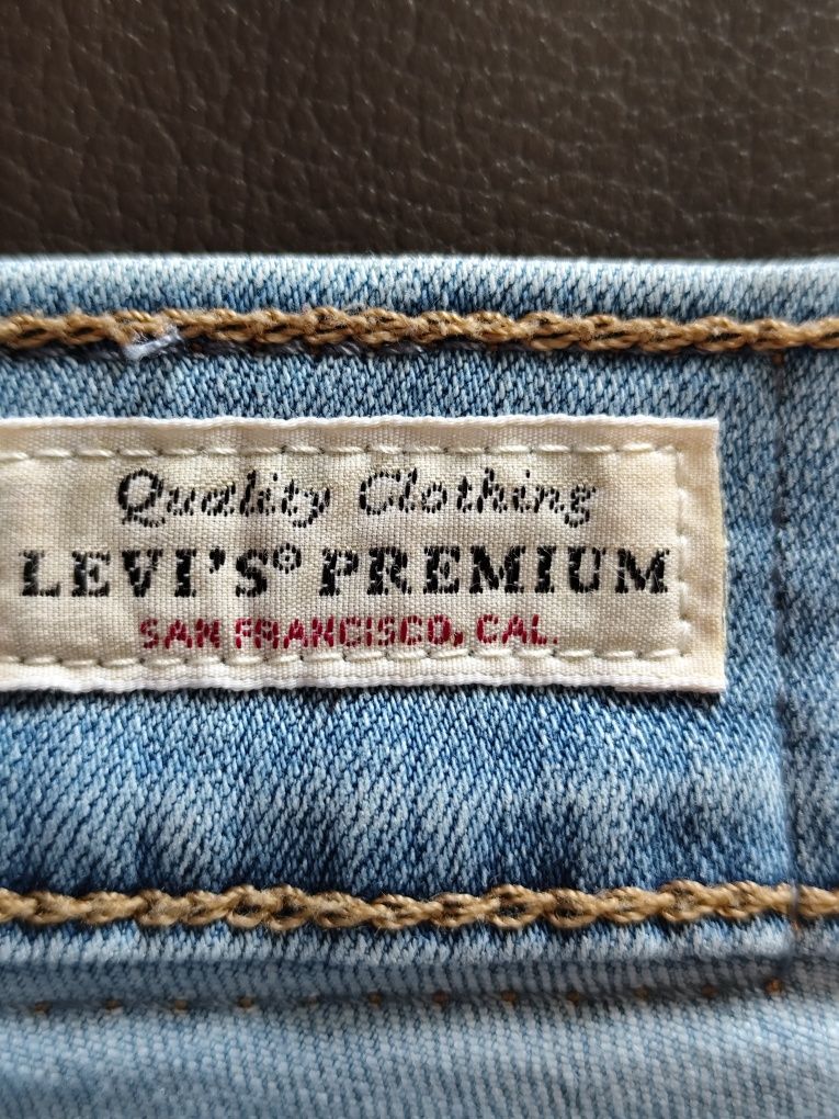 Krótkie spodenki Levi's męskie rozm.29.