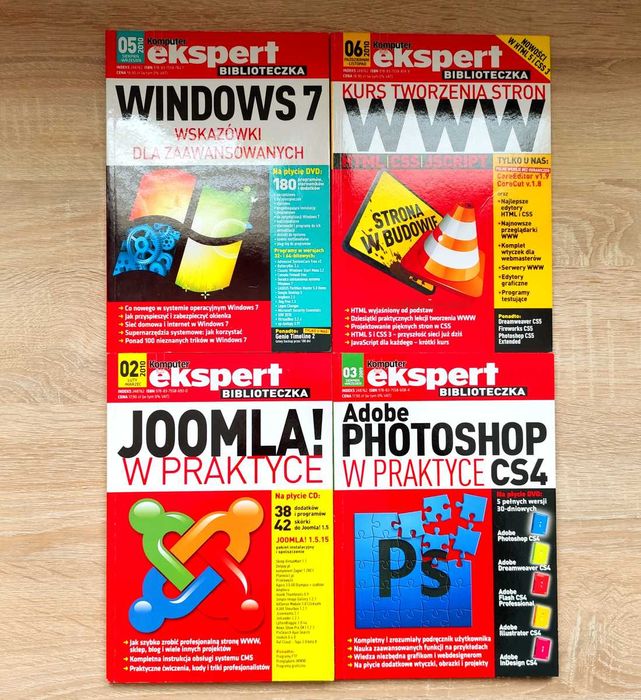 4x Komputer Świat Ekspert Biblioteczka + 2xCD