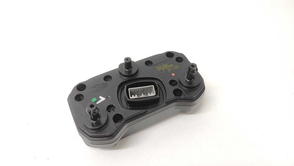 SUZUKI GSX-S GSXS 125 Licznik Zegar Prędkościomierz 17+