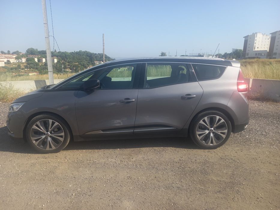 Grand Scenic Hybrid...4.2 Lt/100