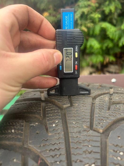 Hankook Winter i Pike RS 215/50R17