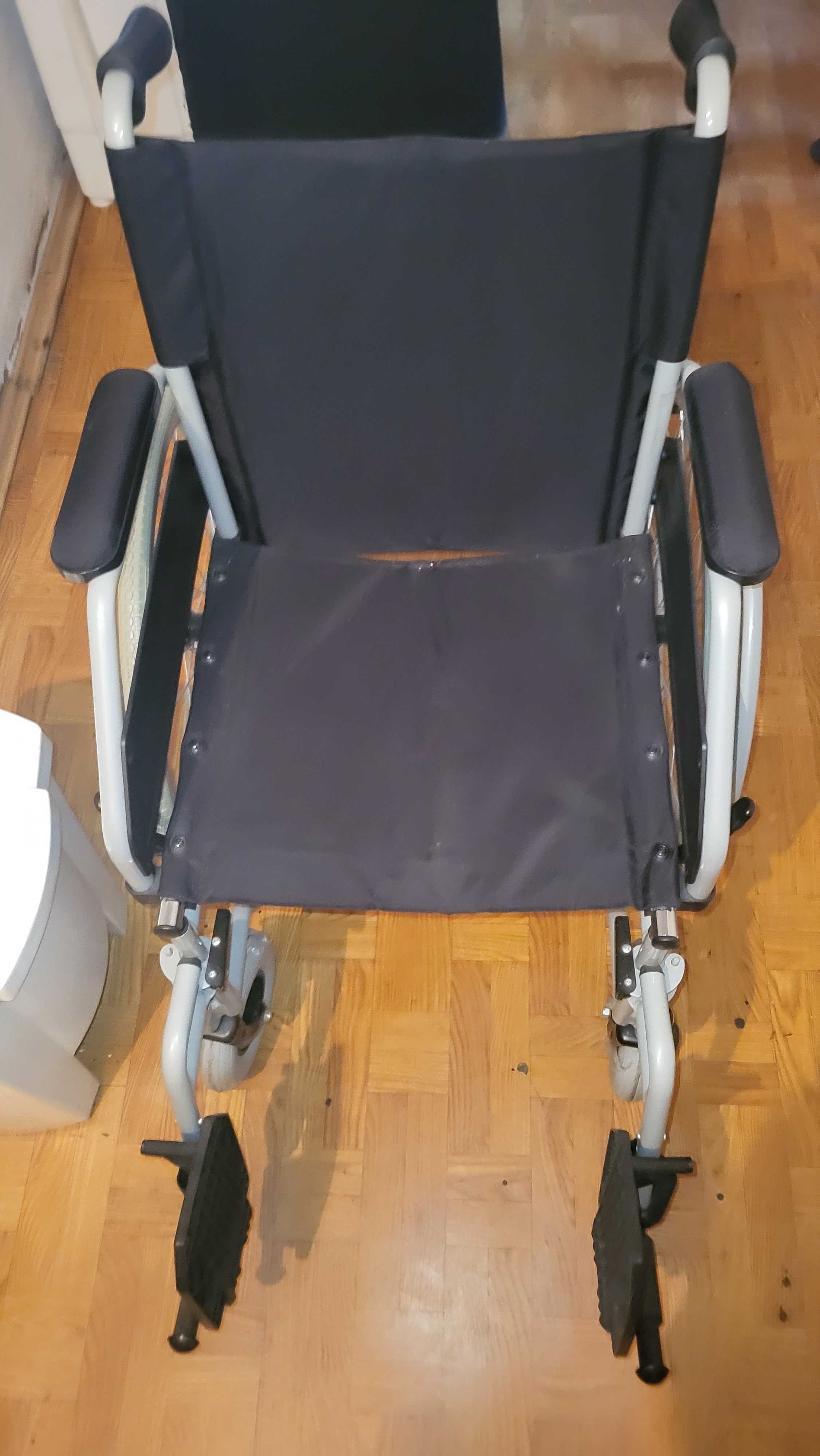 AR-405 Wózek inwalidzki stalowy Regular 46 cm