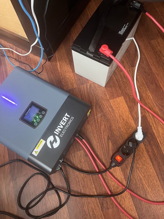 Гібрідний інвертор, акумулятор