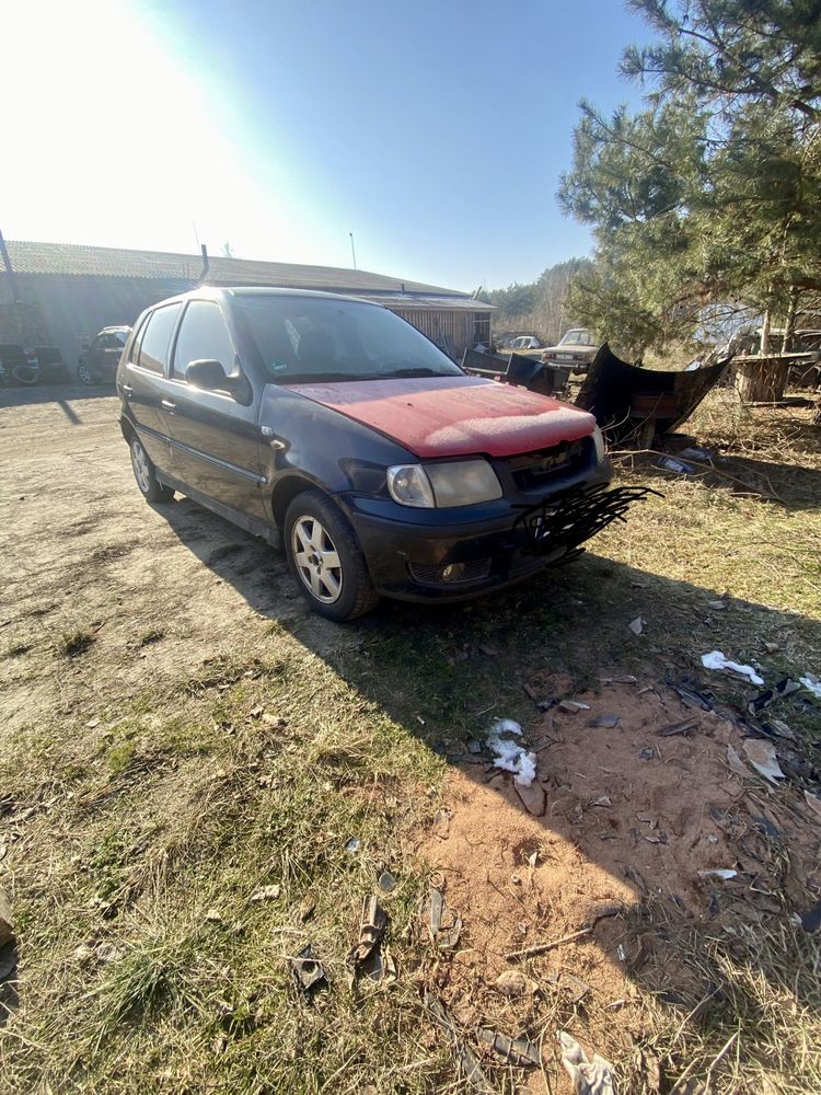 По запчастинах Volkwagen polo 1.4 бензин