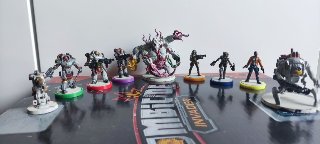 CMON Zombicide Najeźdźca Pomalowany