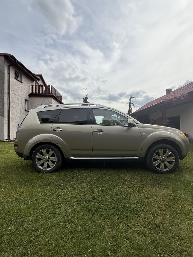 Mitsubishi Outlander 2.4 MIVEC 170km LPG