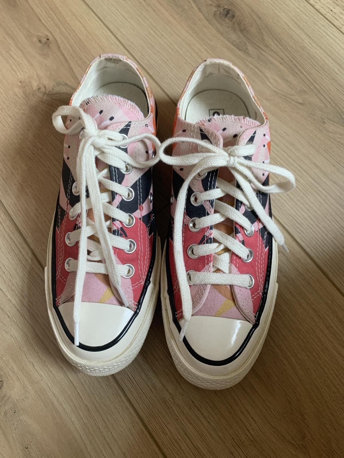 Нові оригінальні жіночі Converse