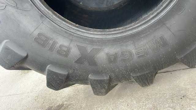 Michelin MegaxBib 900/60R32