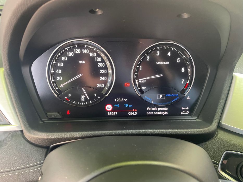 Vendo BMW X1 2.5 XDrive