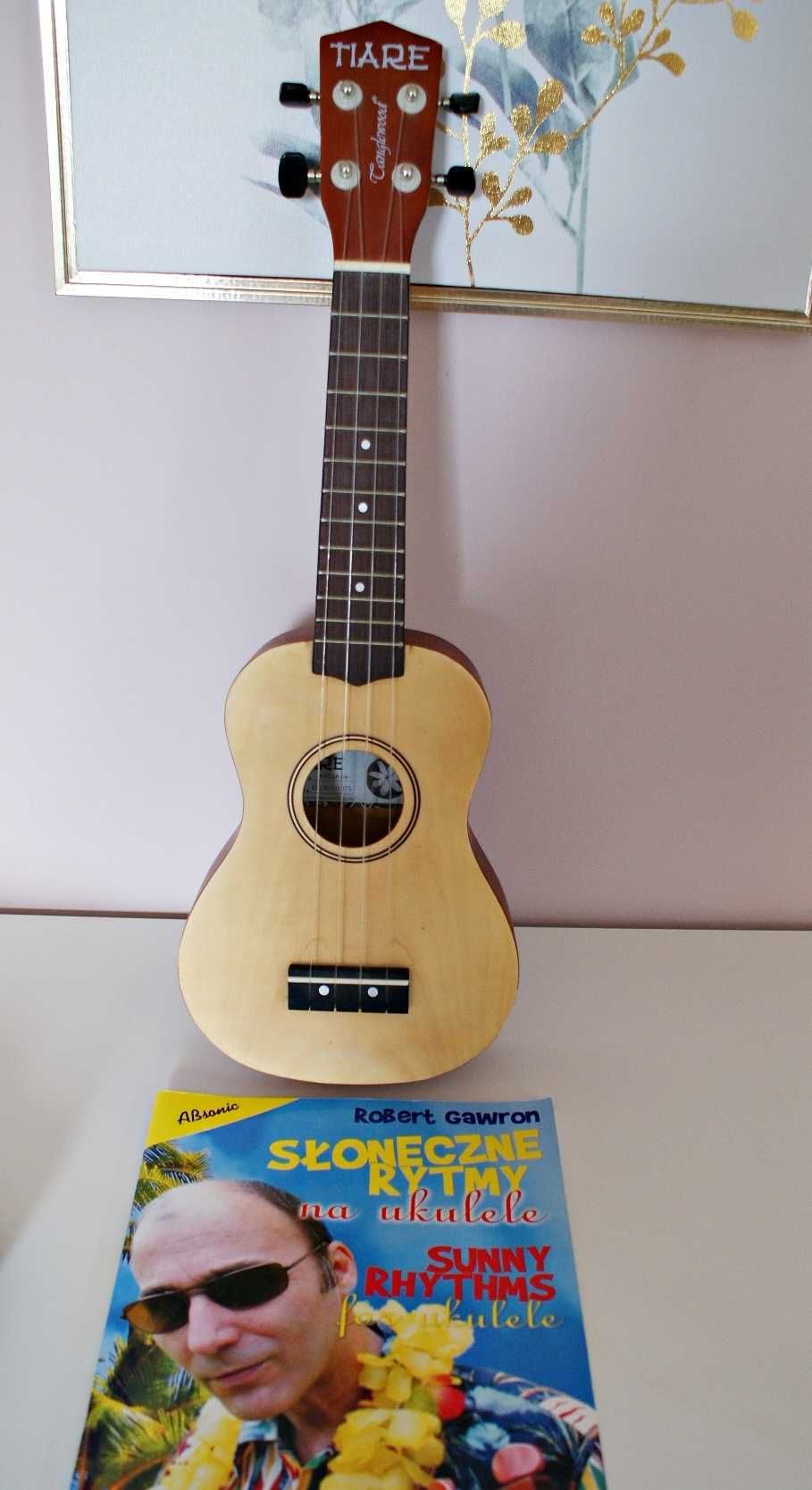 ukulele wraz z książeczką z nutami