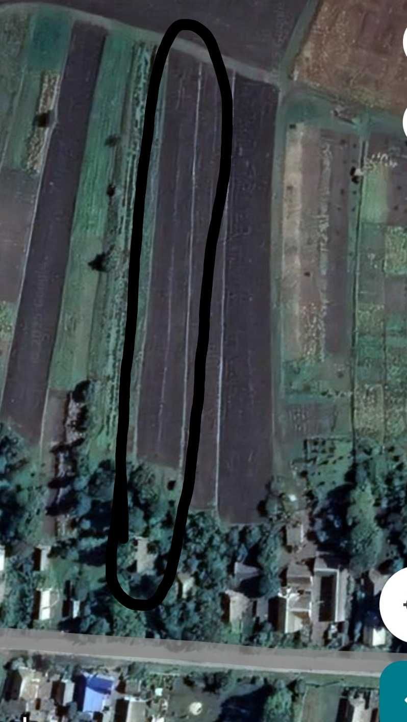 Продається ділянка в с. Волудринці Ярмолинецького району.