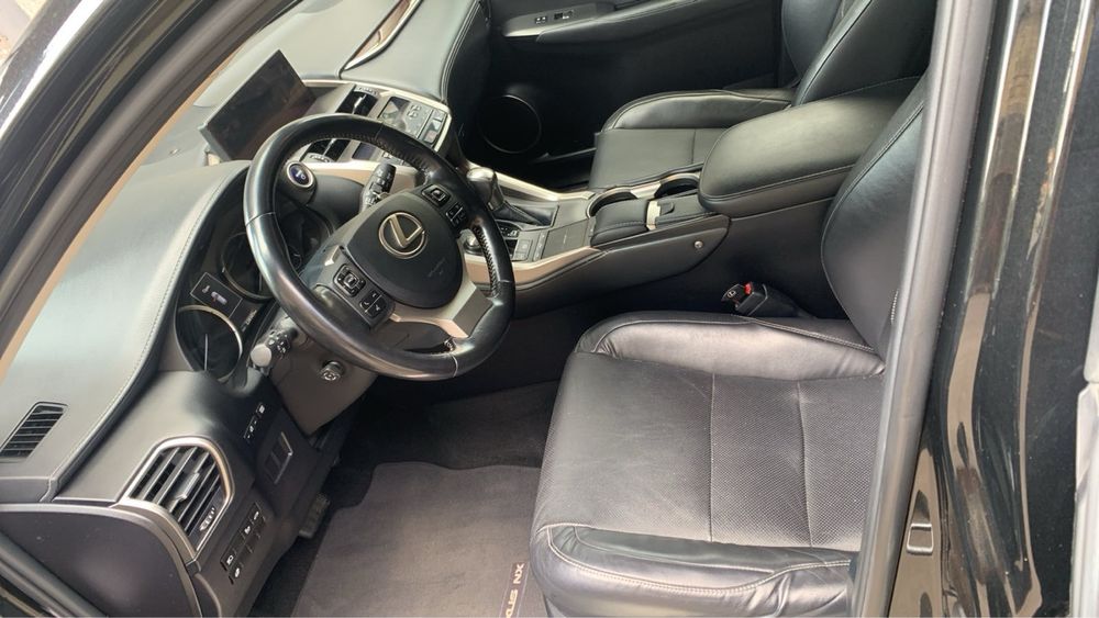 Lexus NX 300H гібрид 2017