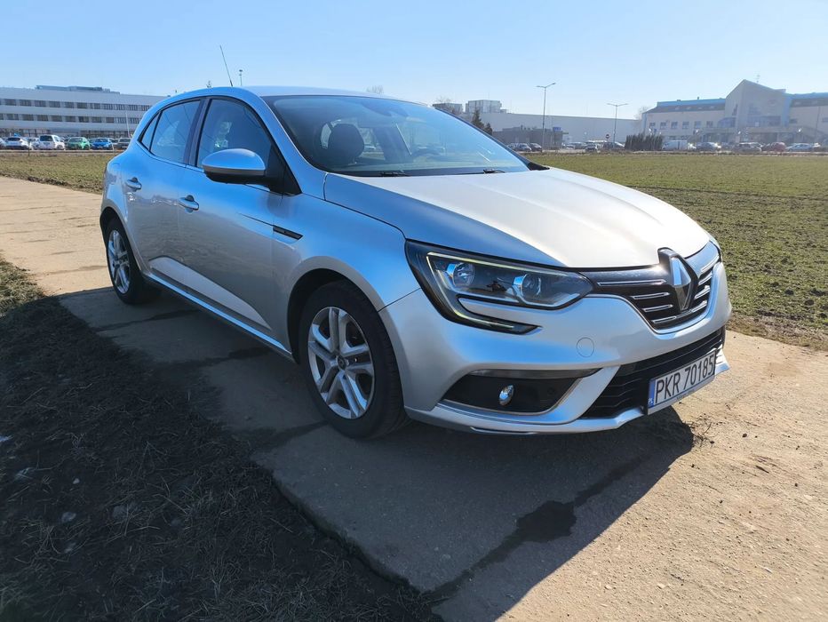 Renault Megane Sprzedam Renault Megane z 2019 roku z silnikiem 1.3 TCE, 140 koni