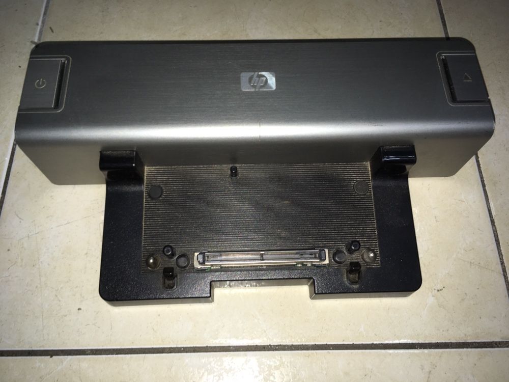 2 HP Docking Station HSTNN-I 09x + HSTNN-I x01