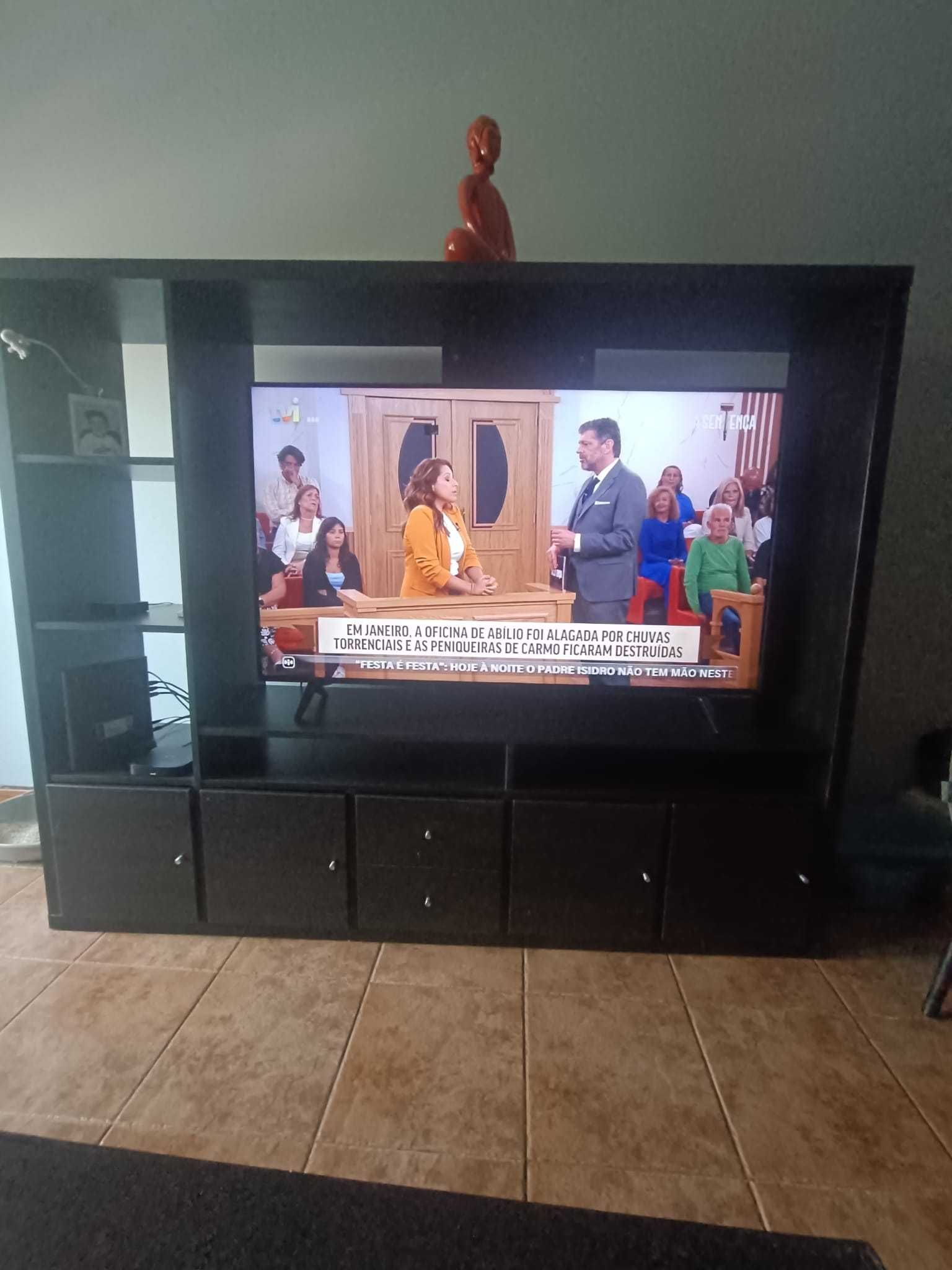 Movel TV IKEA Preto Como Novo