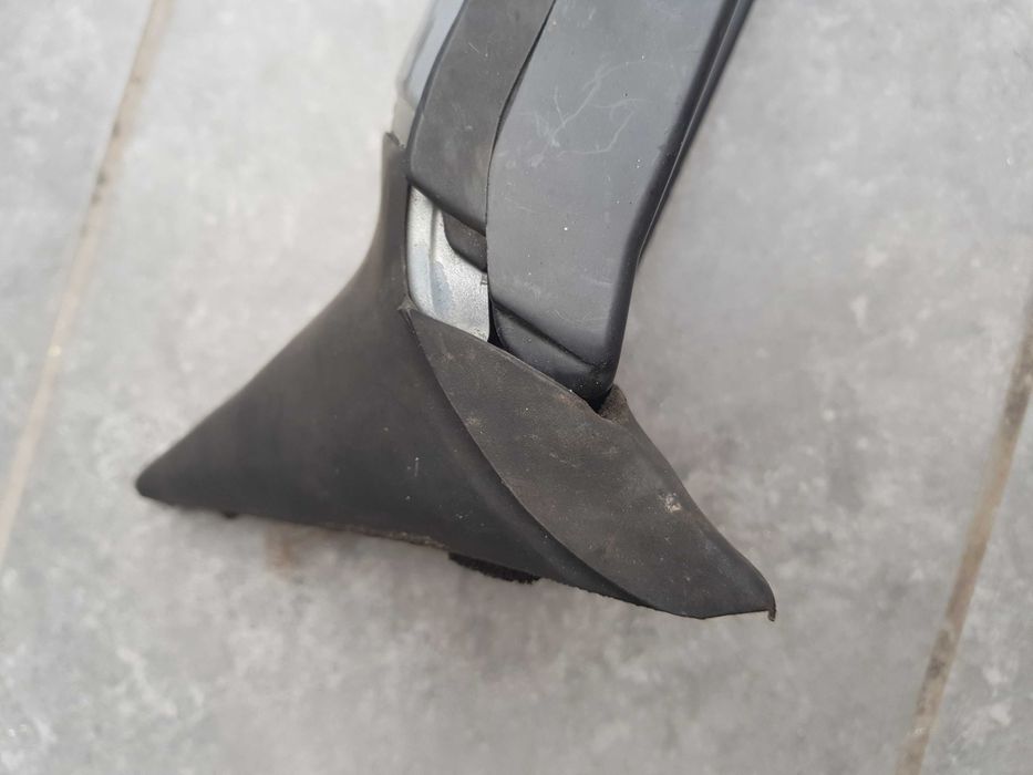 Lusterko prawe mercedes W126 se sec 2 seria