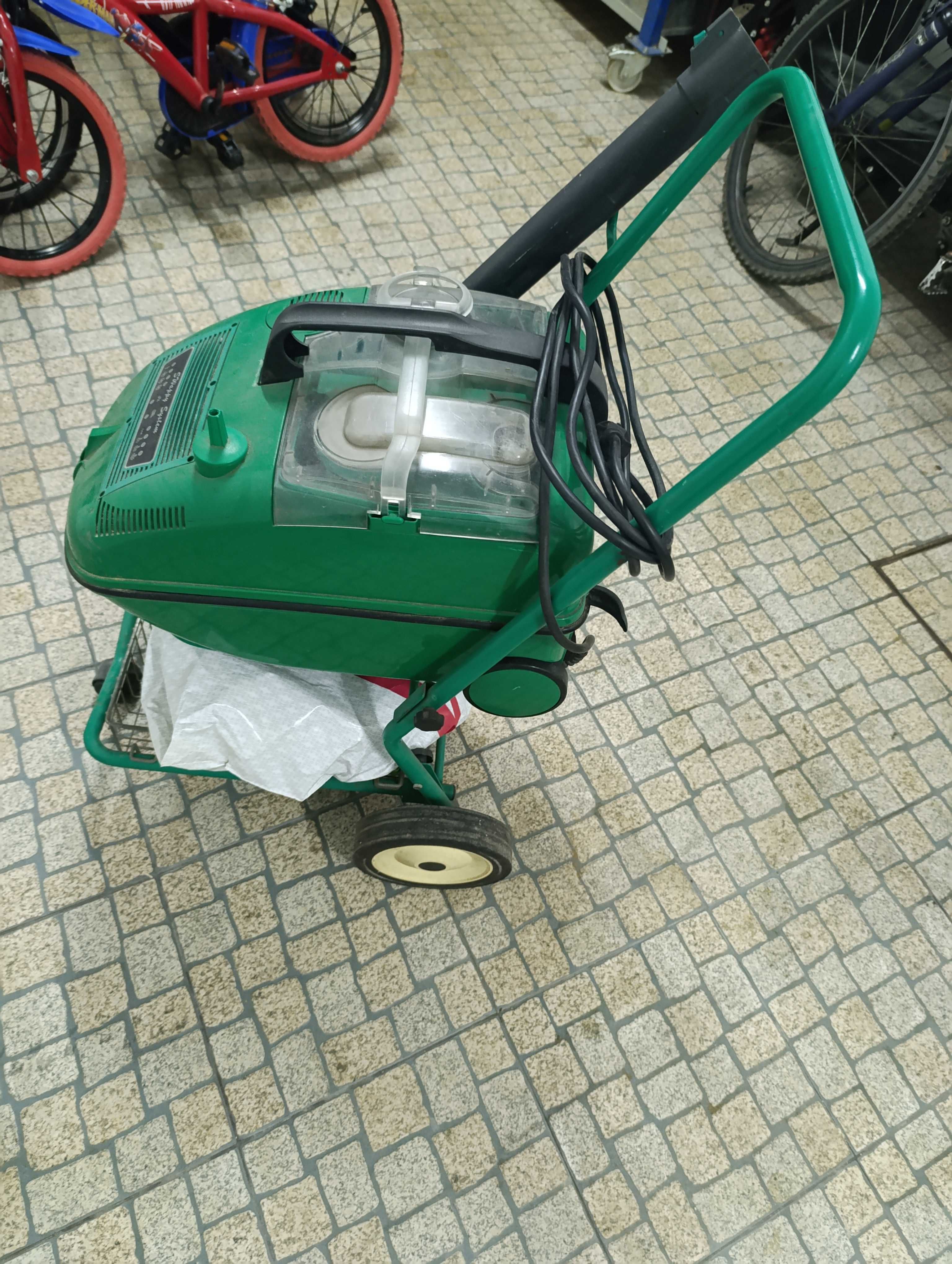 Máquina de limpeza