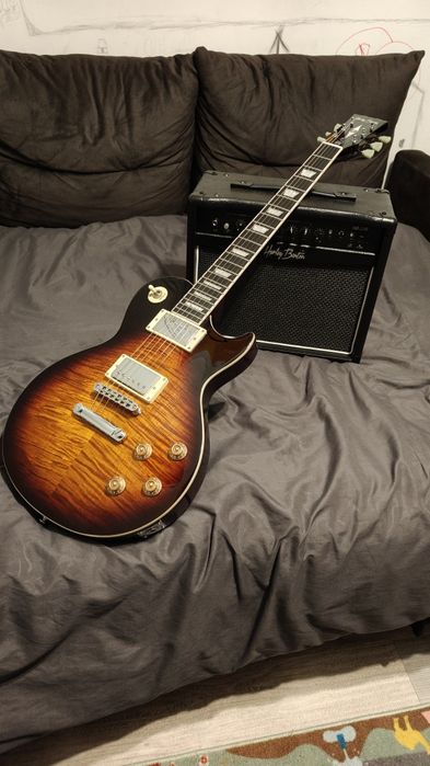 Gitara , wzmacniacz i kabel