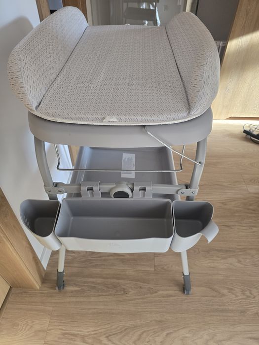 Przewijak z wanienką CHICCO