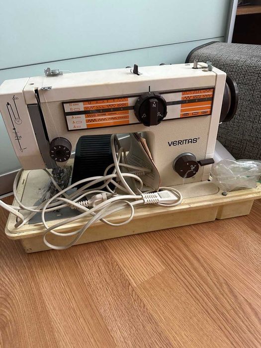 Швейна машина Veritas