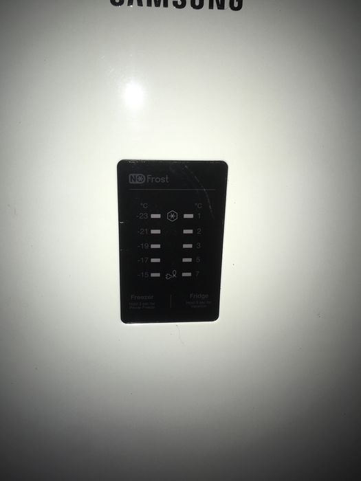 Lodówka Samsung z zamrażalnikiem dolnym Biała