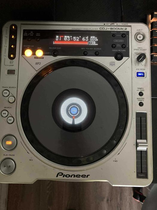 Pioneer CDJ 800-MK2