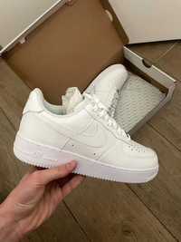 Nike Air Force 1 Low '07 White EU 38.5