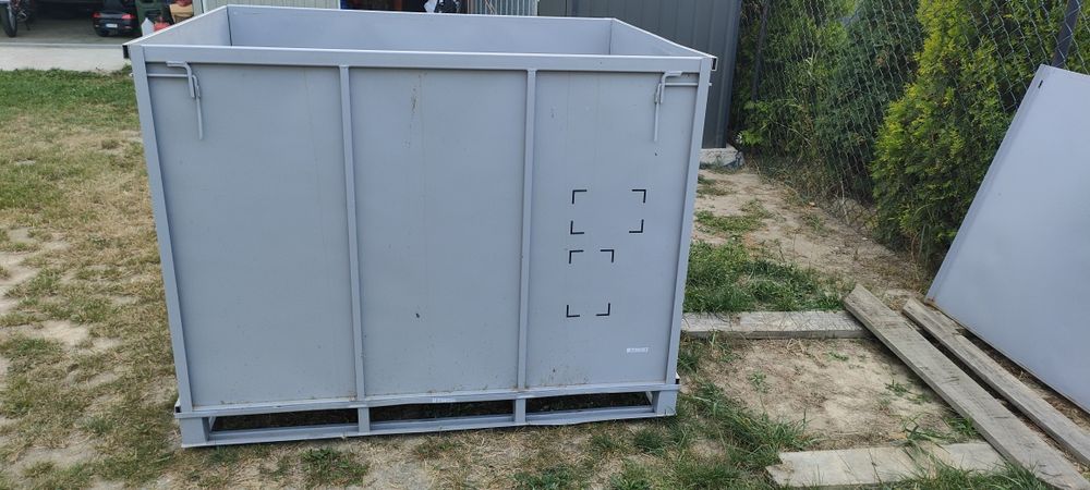 Skrzynia metalowa , skrzynia paletowa, girttbox, skrzynia na zboże.