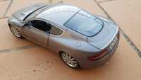 Aston Martin DB9 Minichamps 1:18