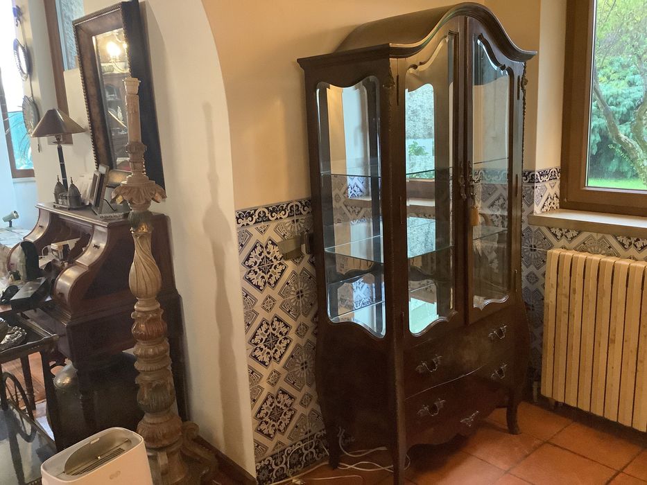 Móvel Luís XV 166x80x41 cm AxLxP