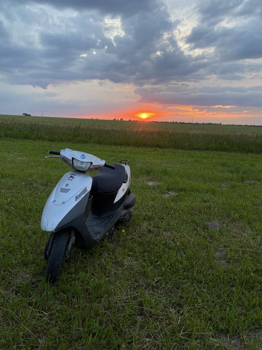 Скутер сузукі летс 2 бабочка